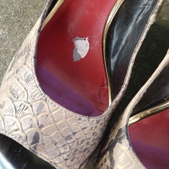 Wedge - Picture 2 of 8